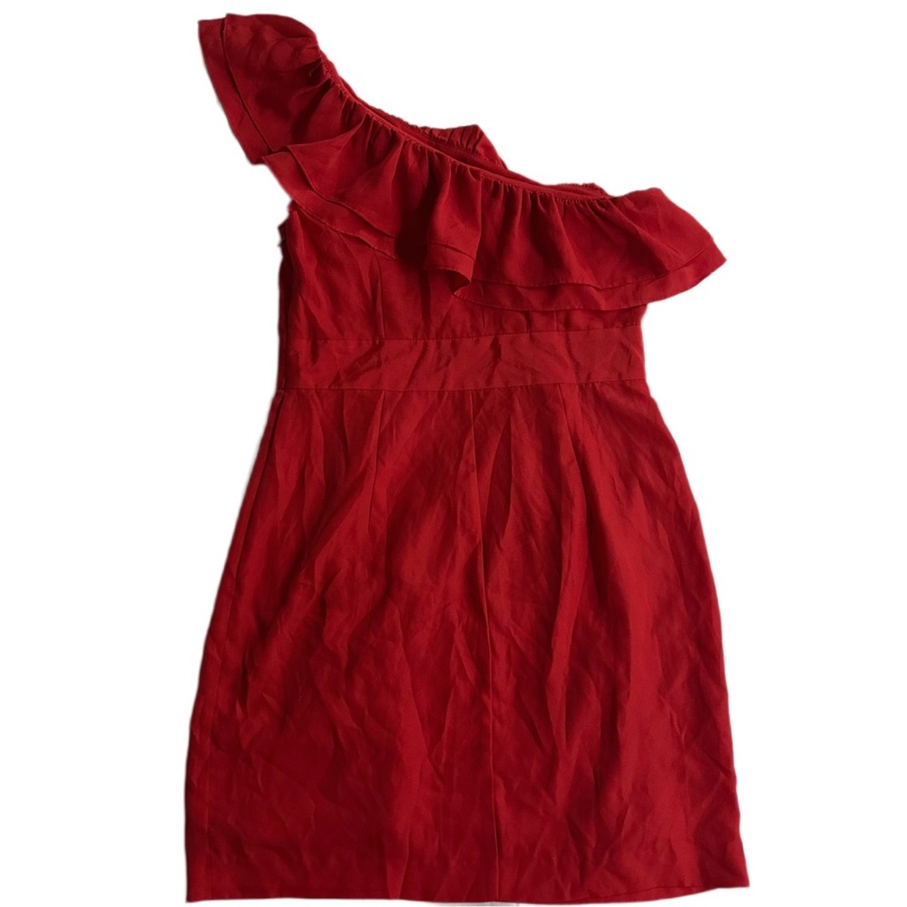 Elegant Red One-Shoulder Dress